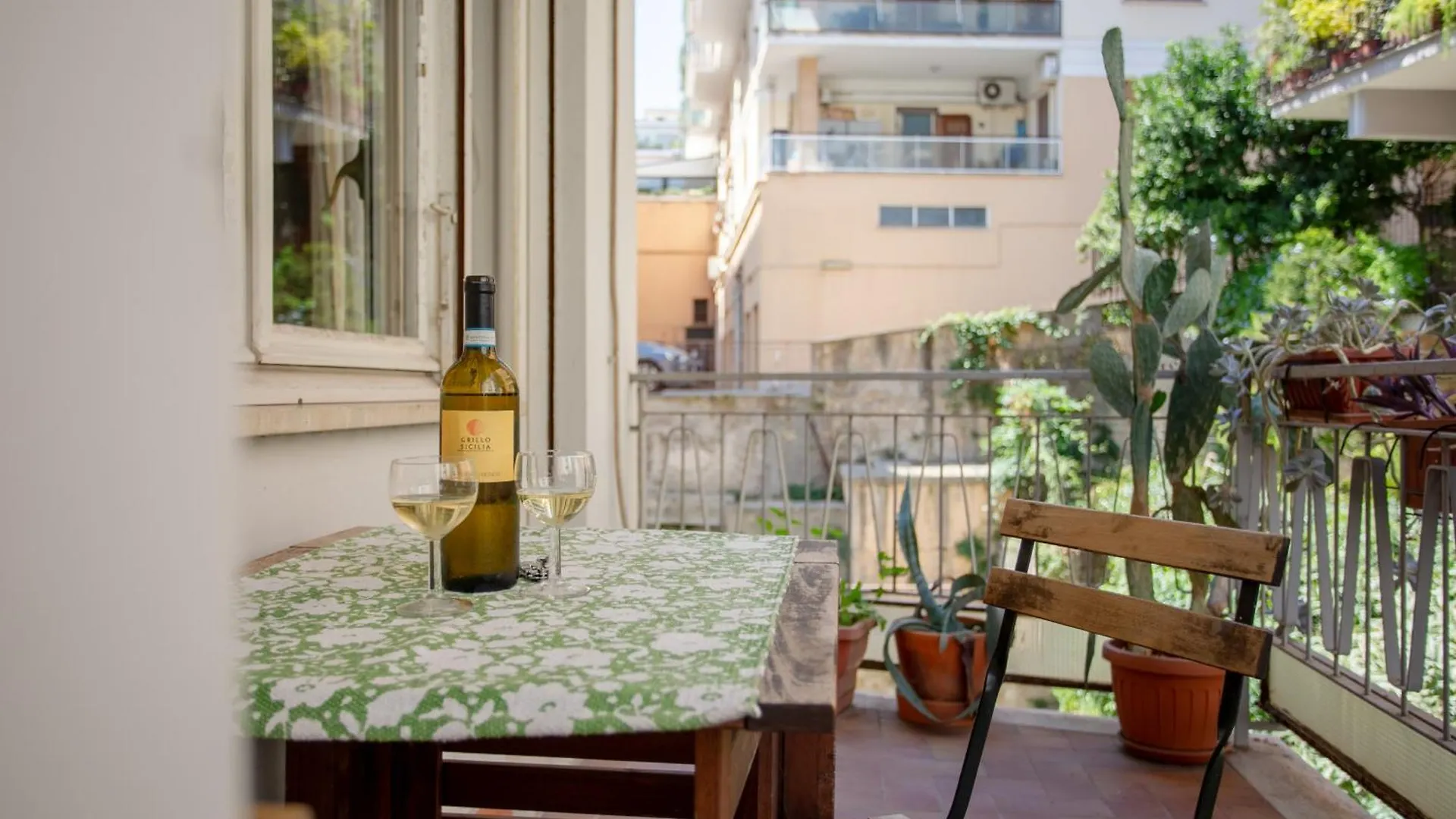 Apartment Perfetto Per Famiglie Appartamento Accogliente E Spazioso A 15 Min Dalla Metro Rome Italy
